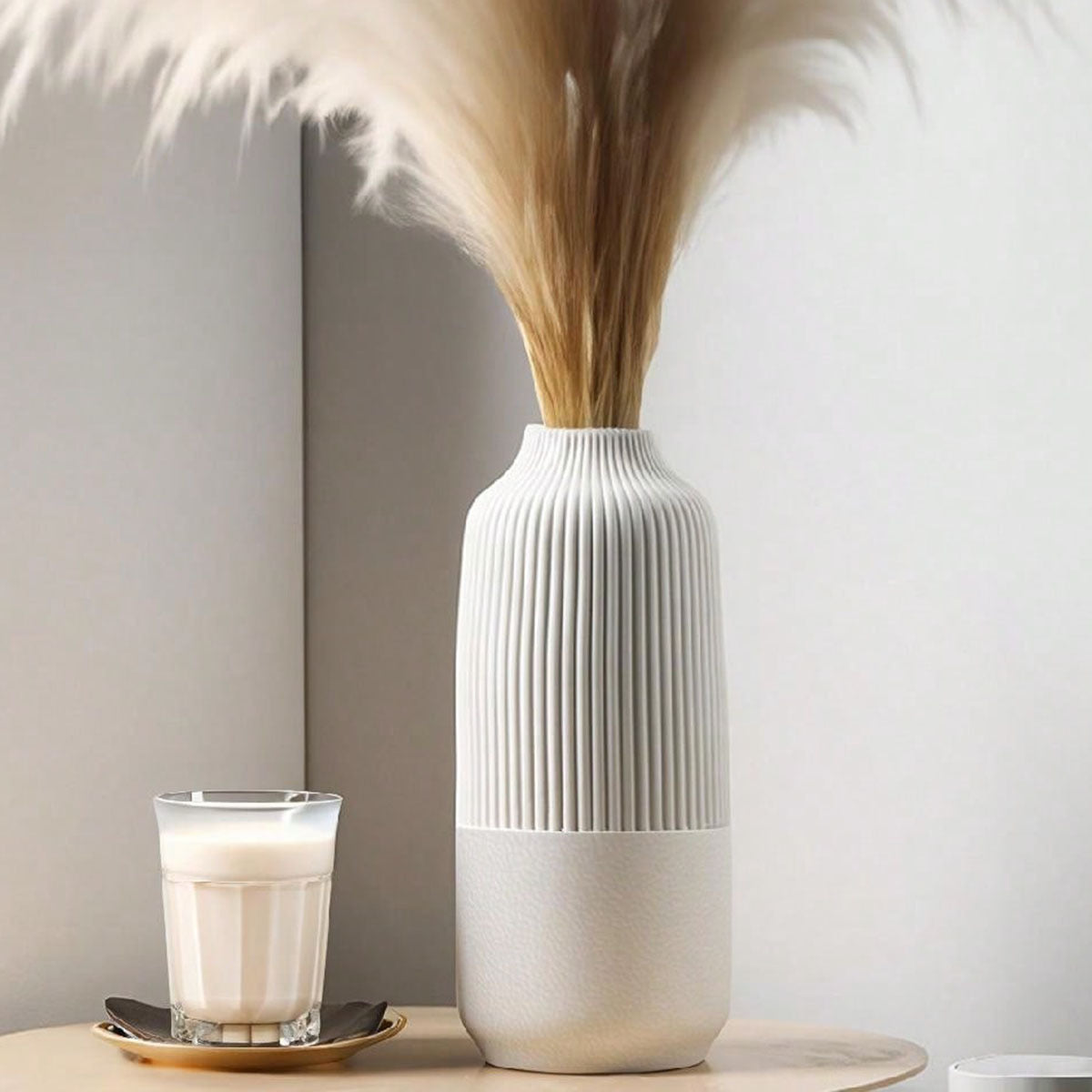 Modern White Ribbed Plastic Vase - LDM3 – SOOOQ