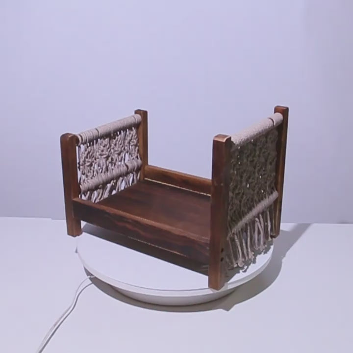 Small Wooden Bed Photo Studio  CKQT